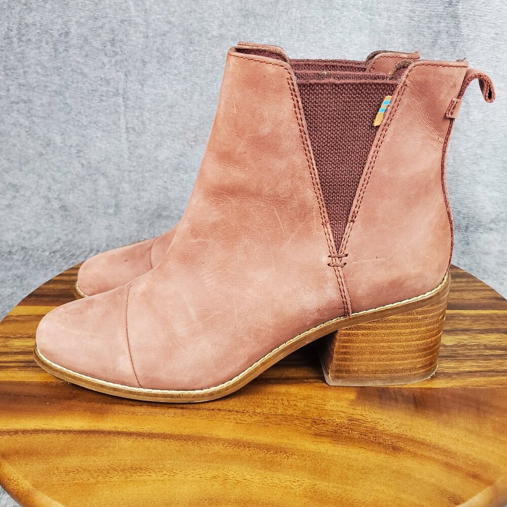 Toms Chelsea Boots Womens 9.5 Red Burgundy Leather Pull On Comfort Ankle Booties - Picture 3 of 11